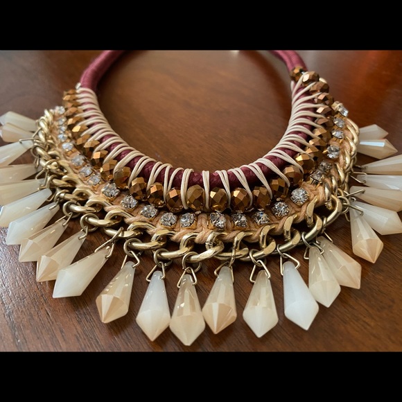 Stunning burgundy necklace - Picture 2 of 2